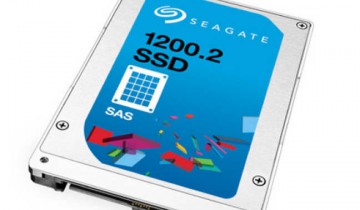 Seagate и Newisys показали в действии хранилище данных на базе SSD, развивающее скорость передачи данных 1 ТБ/с